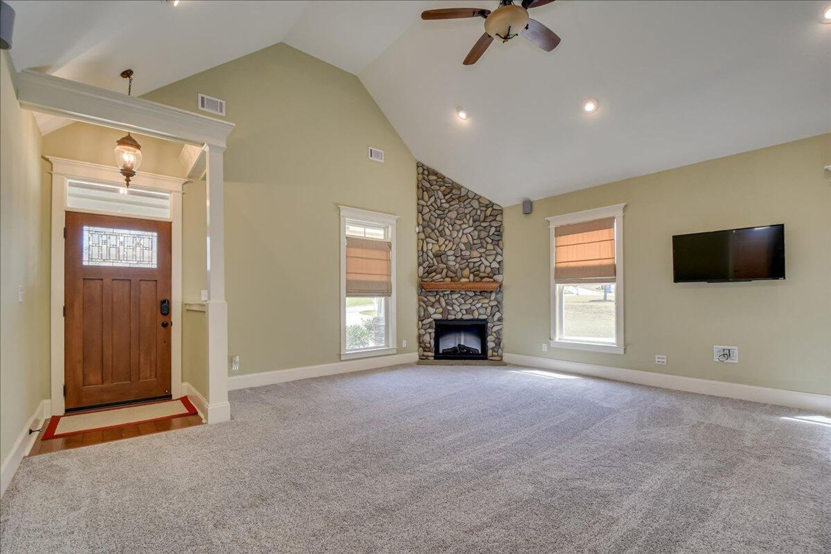 Home For Rent – photo 3