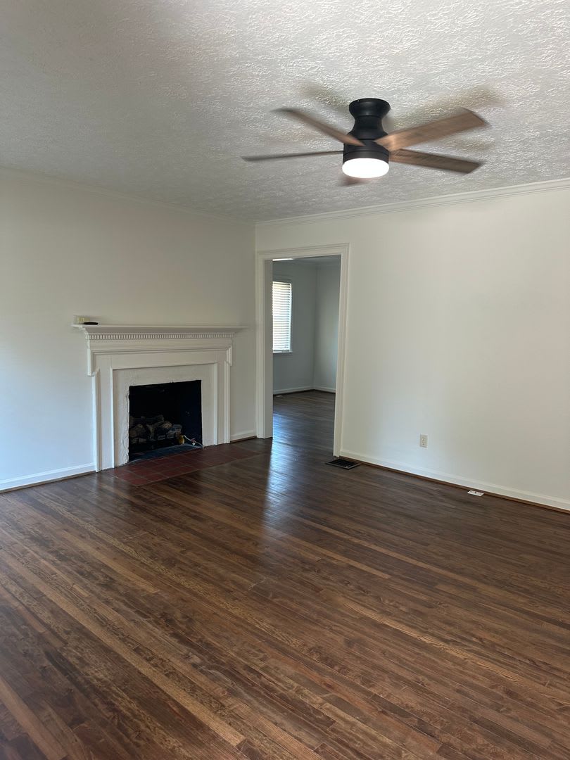 2 Bedroom Cottage in Gainesville! – photo 3