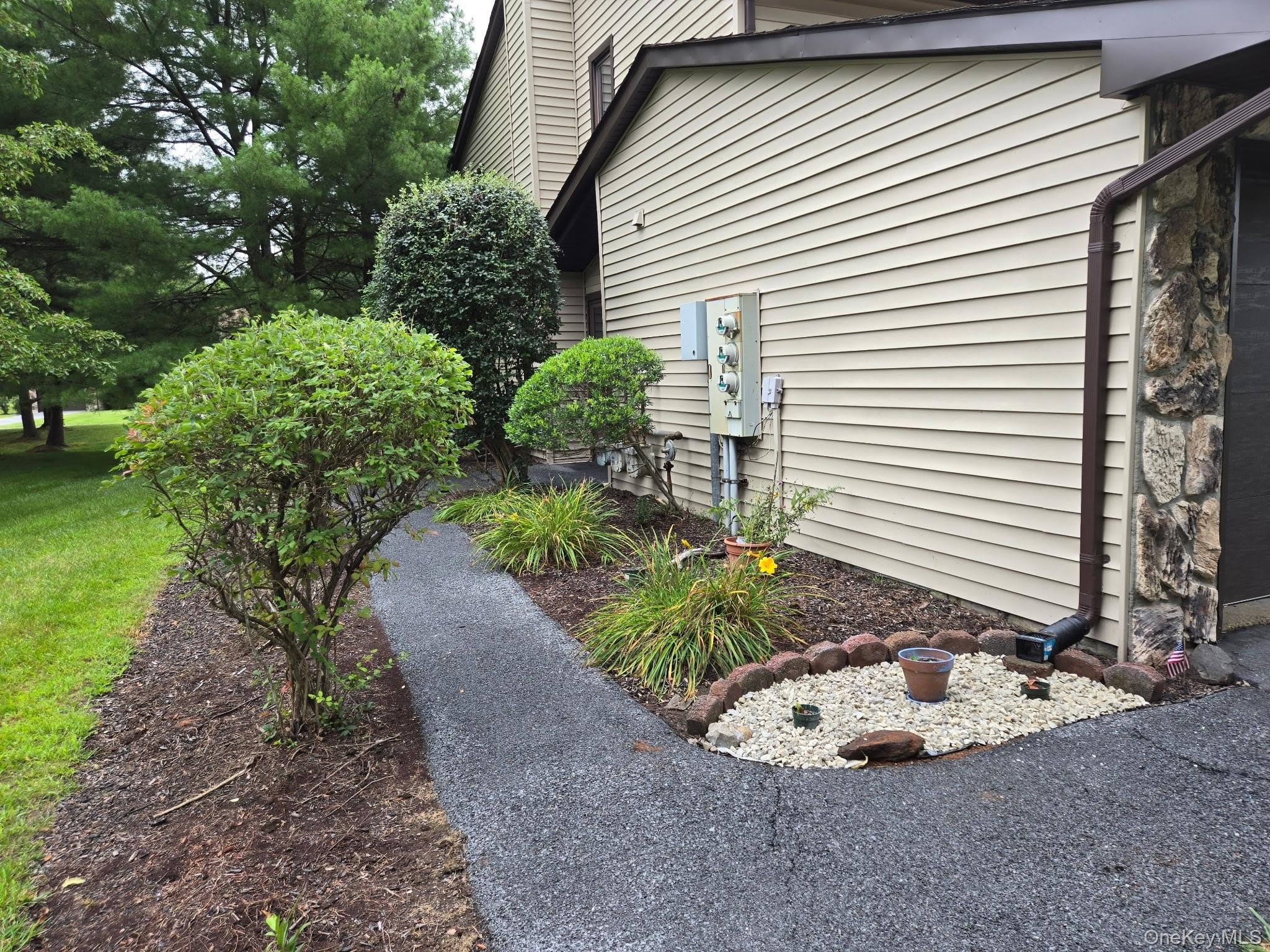256 Heritage Lane – photo 2