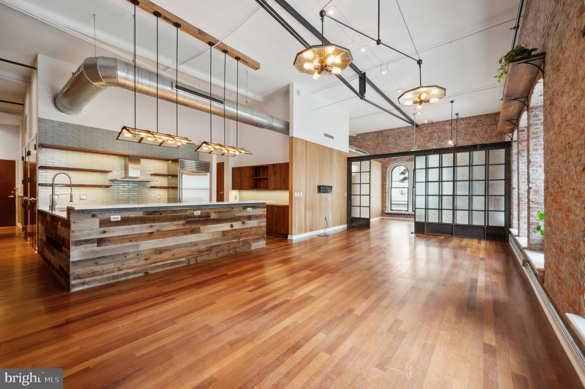 105 S 12TH Street – photo 2