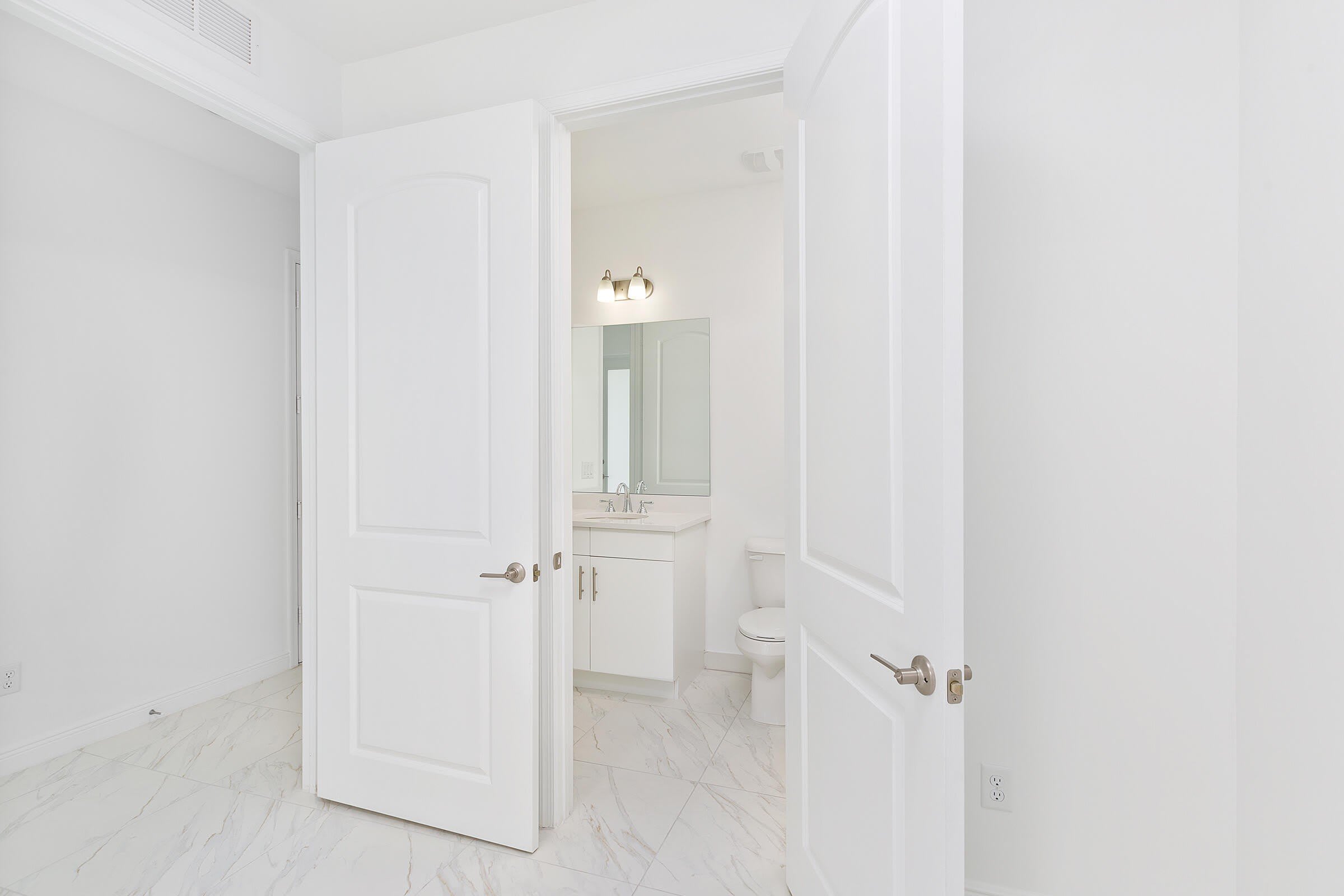 6979 Pines Circle – photo 4