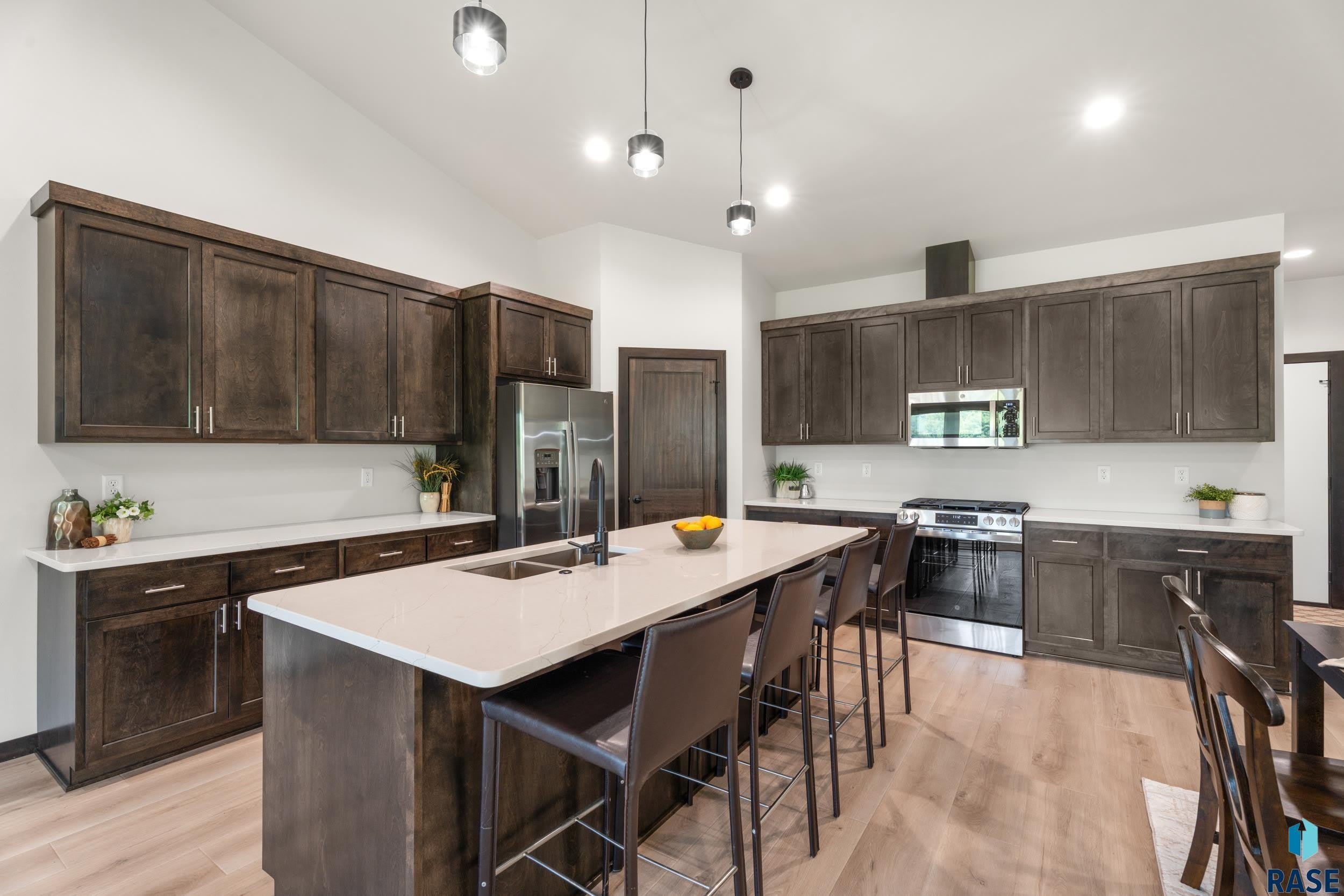 1113 S Foss Ave – photo 5