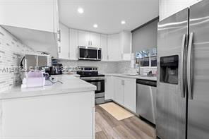 9731 Northwest 37th Street – photo 4