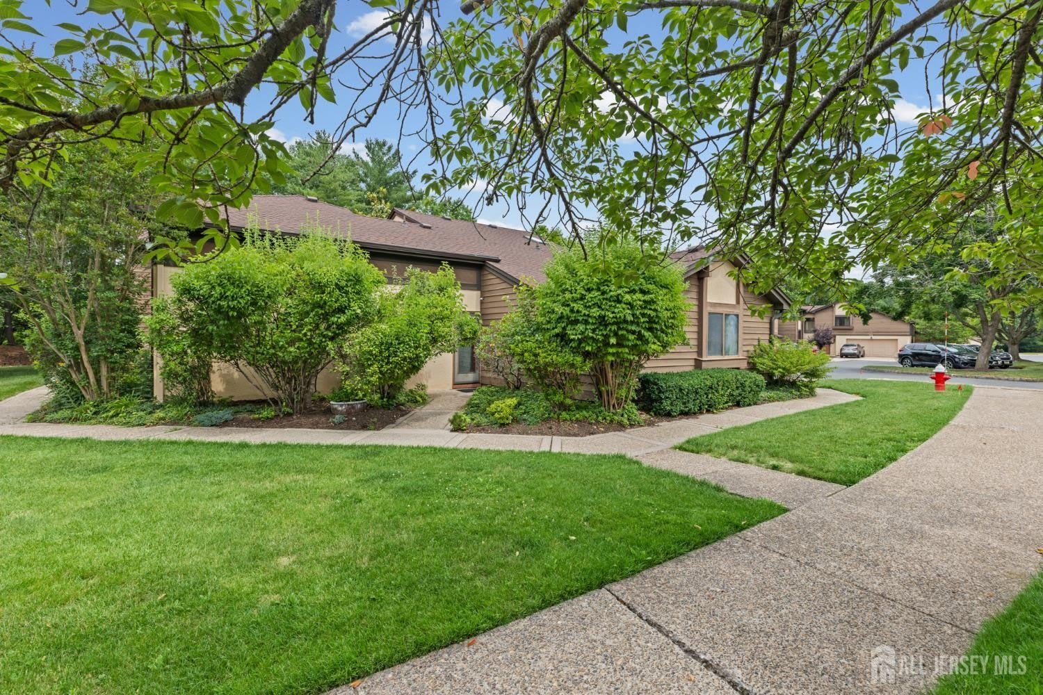 130 Sayre Drive – photo 3