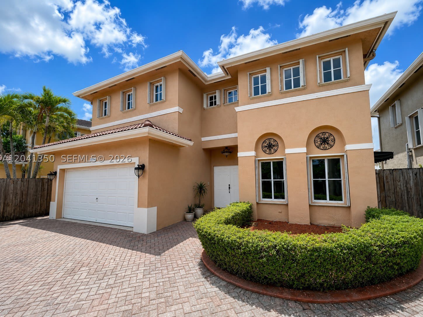 12716 SW 136 TE – photo 1