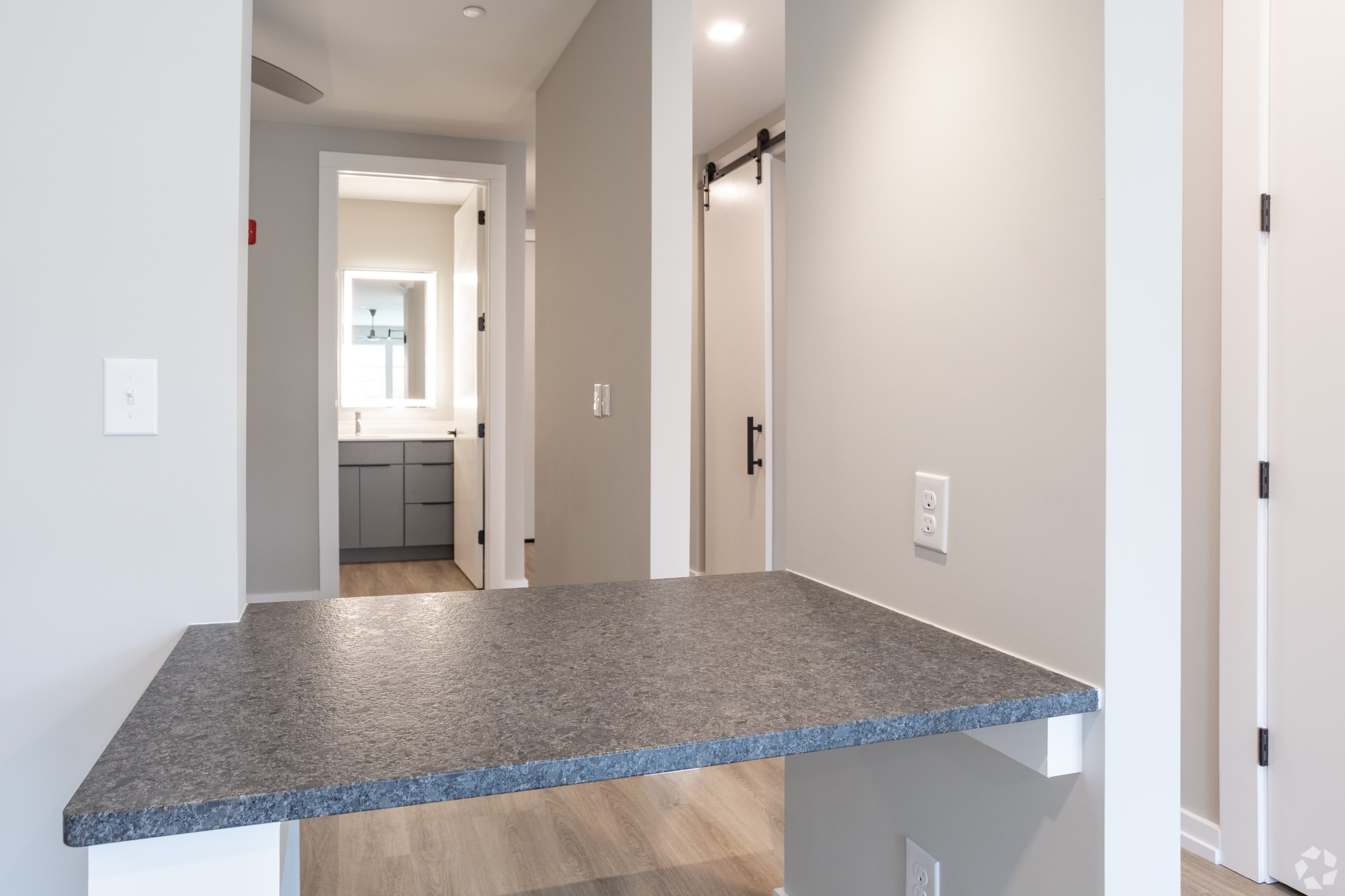 607 South 11th Street – photo 3