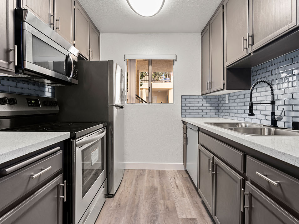 Riverbridge Apartments – photo 3
