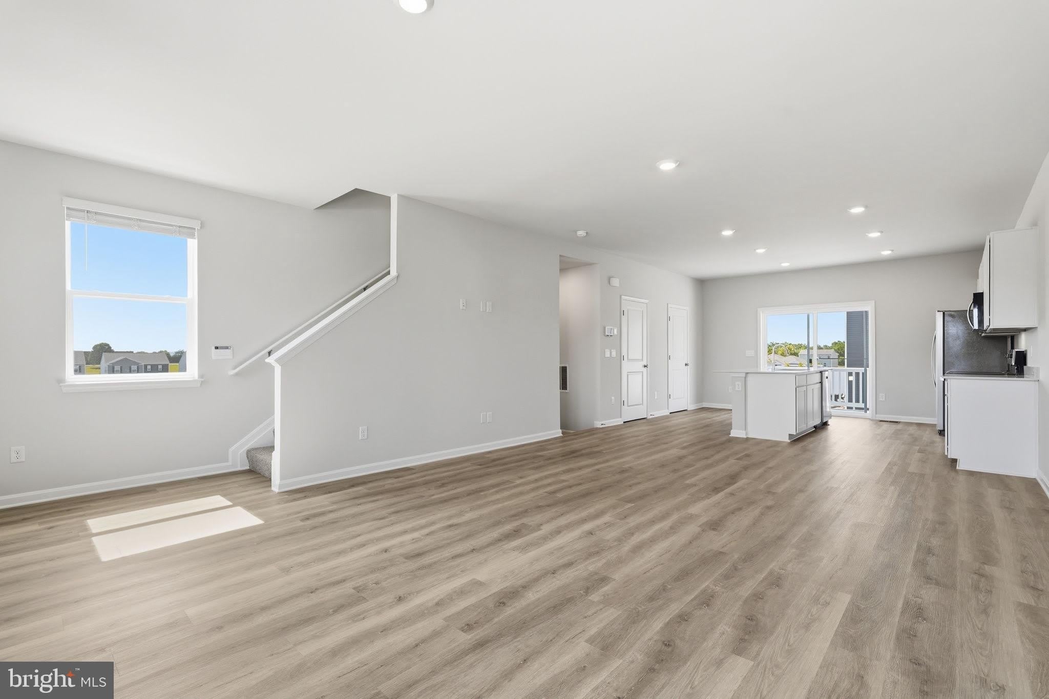 131 WILLETT HOLLOW Street – photo 3