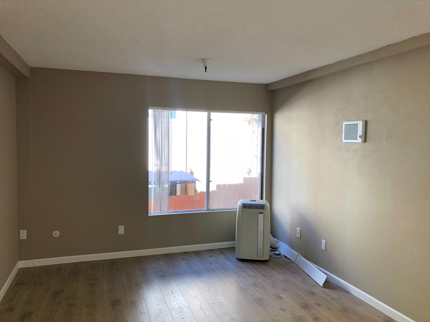Beautiful 1 Bedroom, SENIOR home (55+) $1,520 /MO – photo 5