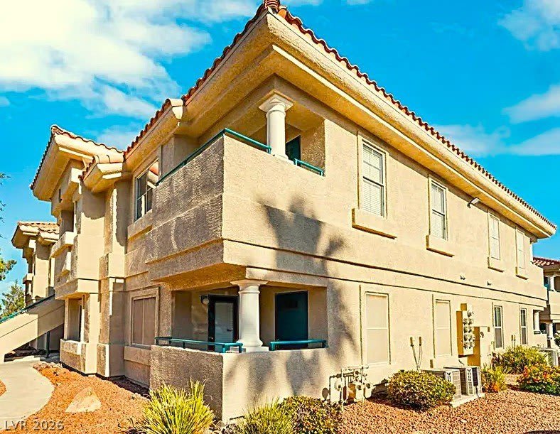 392 Manti Place – photo 3
