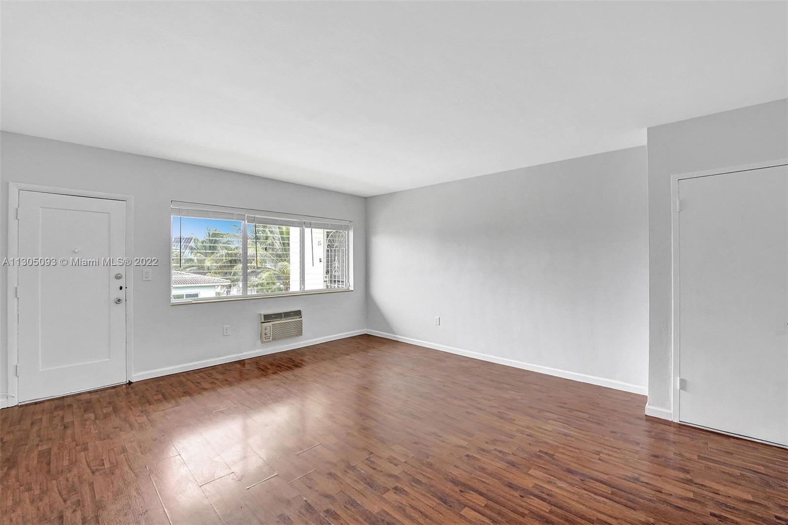 2250 Bay Drive – photo 1