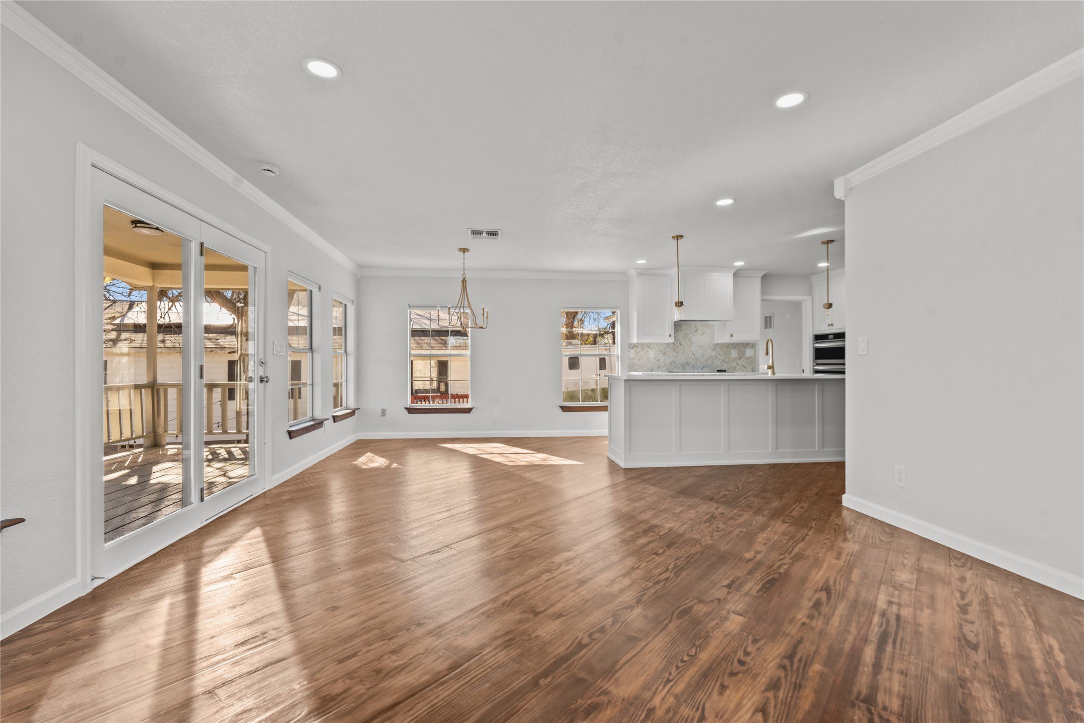 1701 E Lake Drive – photo 5