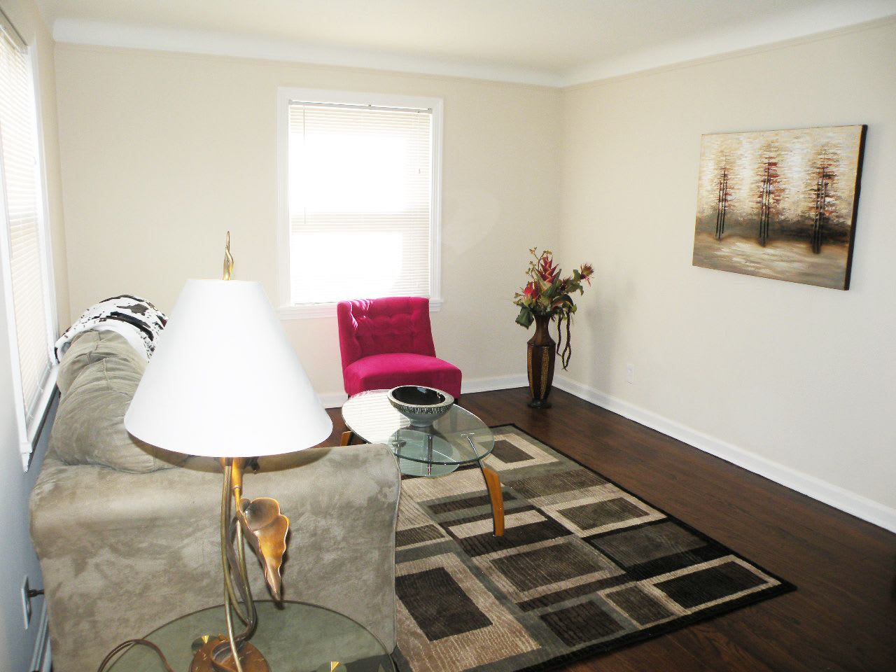 3 Bed 1 Full Bath Cape Cod For Rent In Euclid Unbelievably Beautiful – photo 4