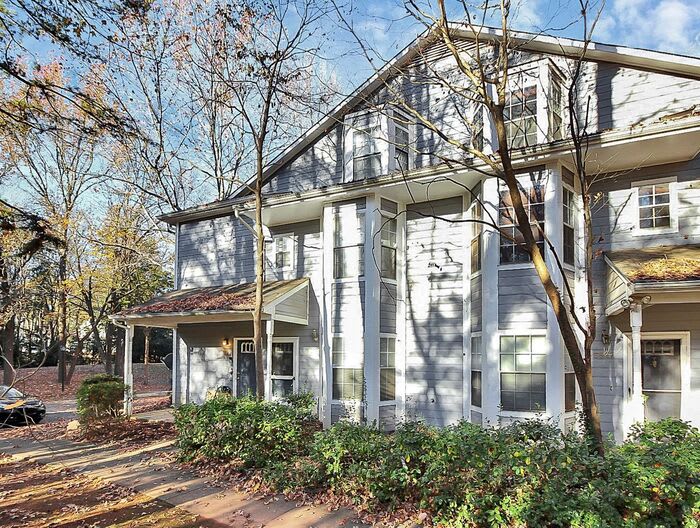 5823 Green Forest Drive – photo 1