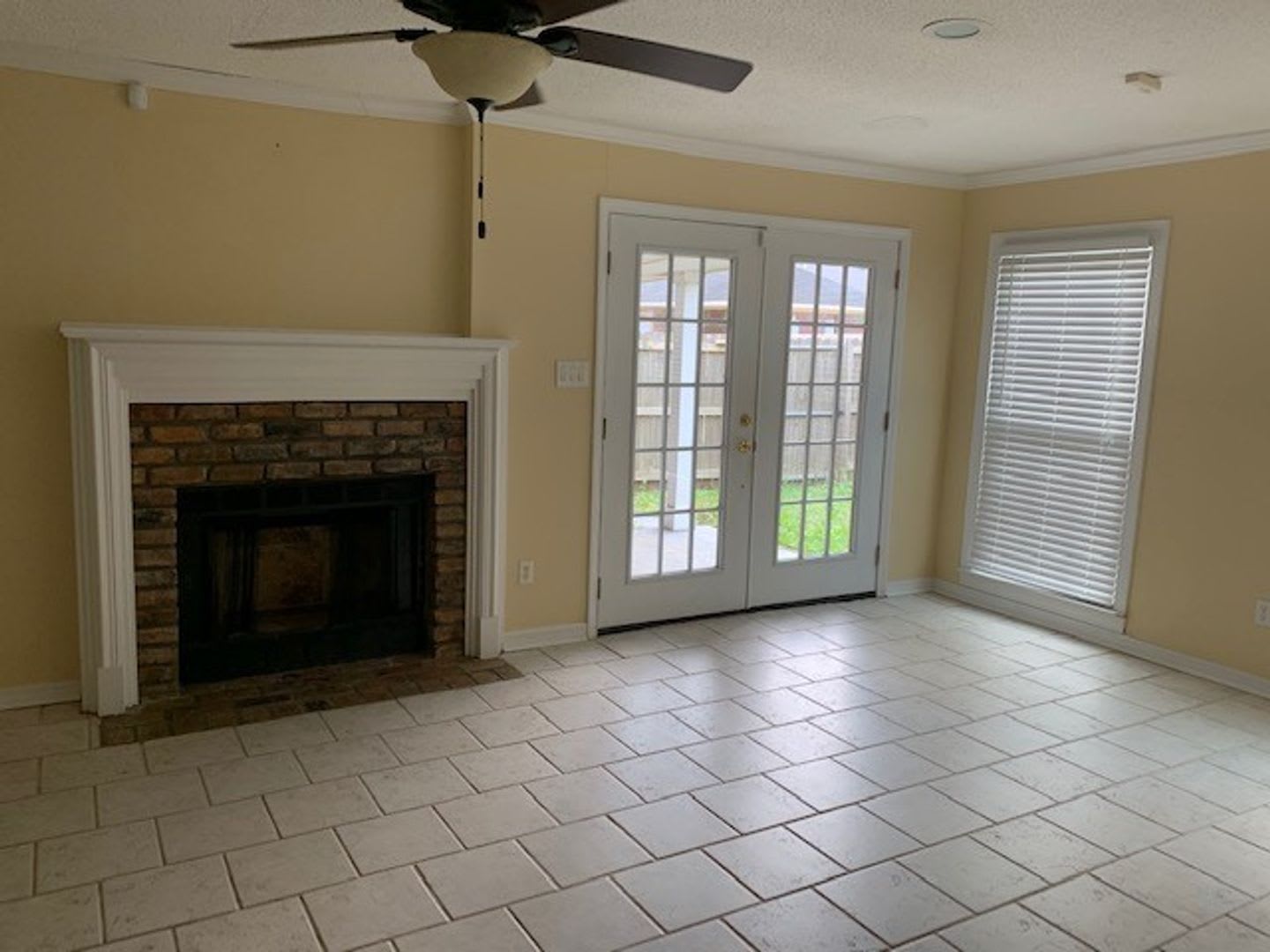 Townhome close to USA campus – photo 4