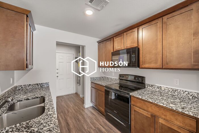501 North Jefferson Street – photo 5
