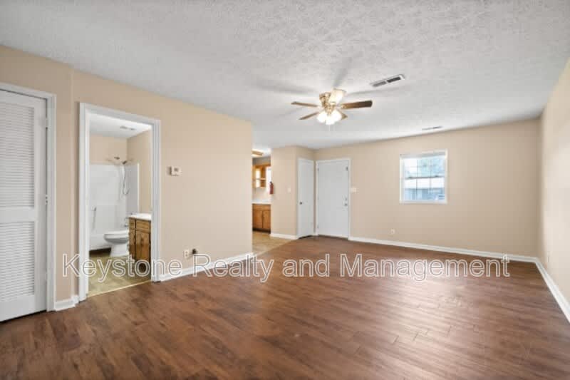 308 Thompsonville Lane – photo 4