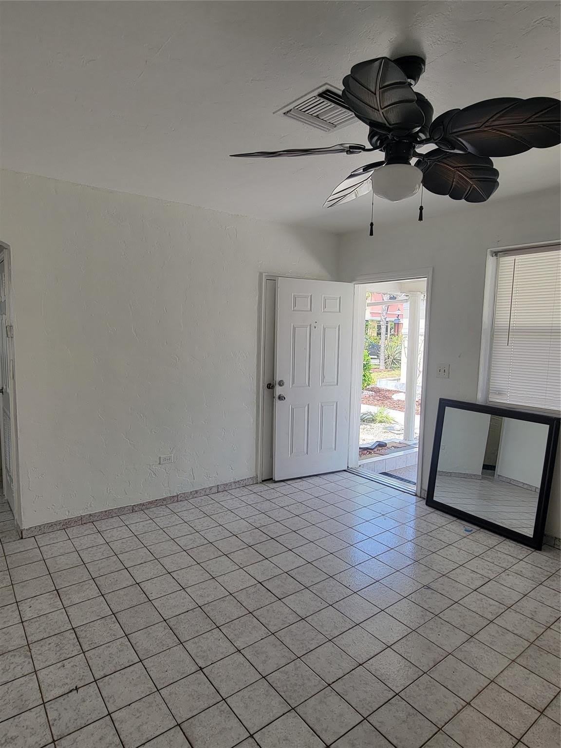 1822 JOHNSON Street – photo 4