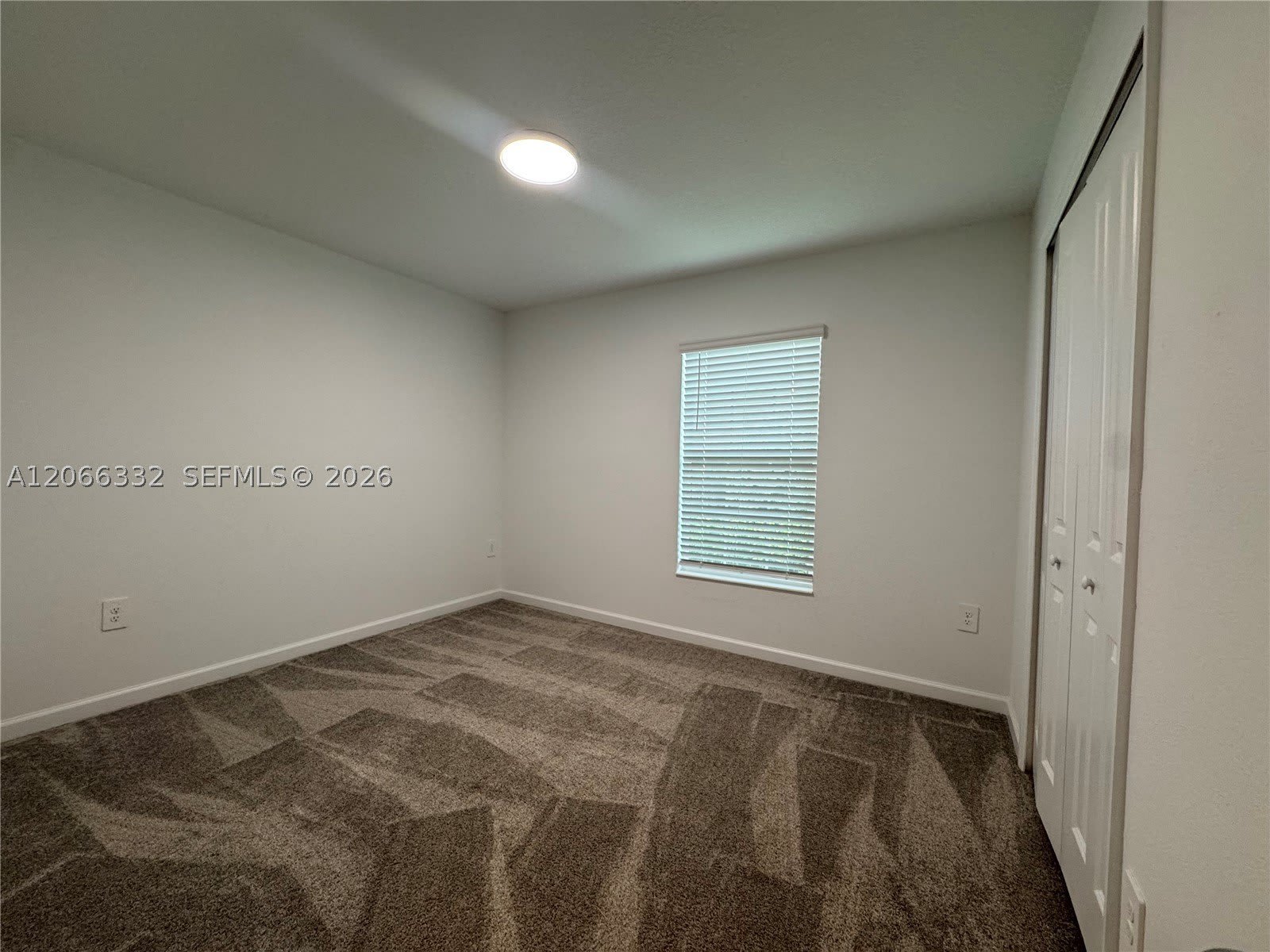 640 Daring Dr – photo 4