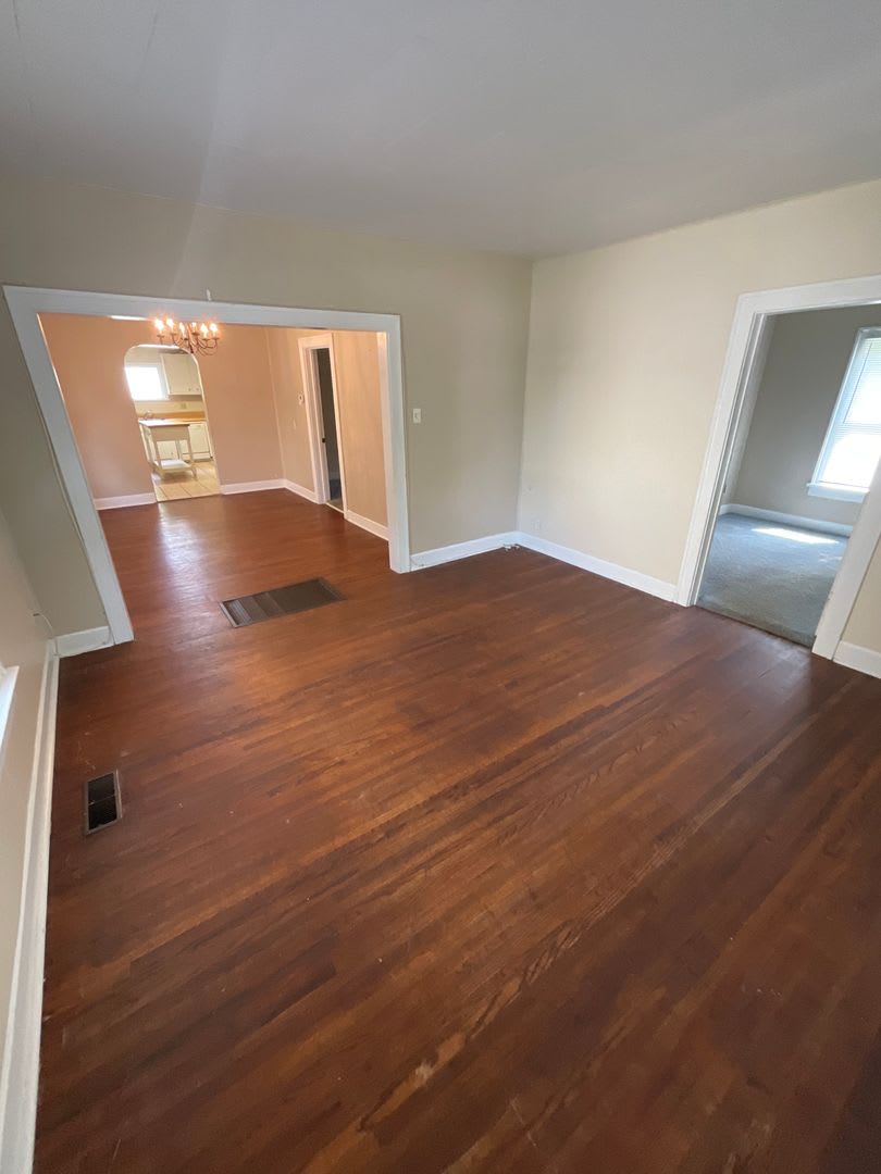 *** AVAILABLE AUGUST 2027 *** 3 Bedroom, 2 Bath House – photo 3