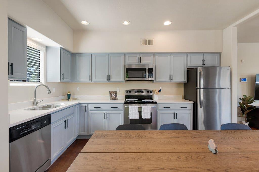 The Benedictine Townhomes – photo 3
