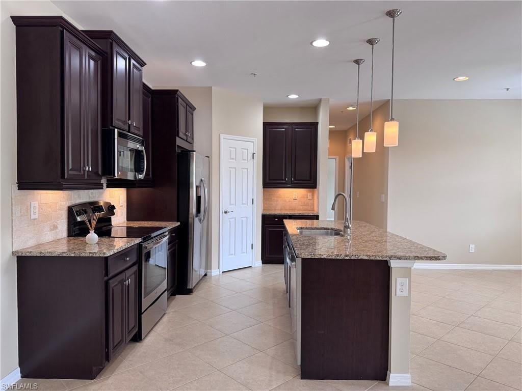 8560 Evernia Ct – photo 3