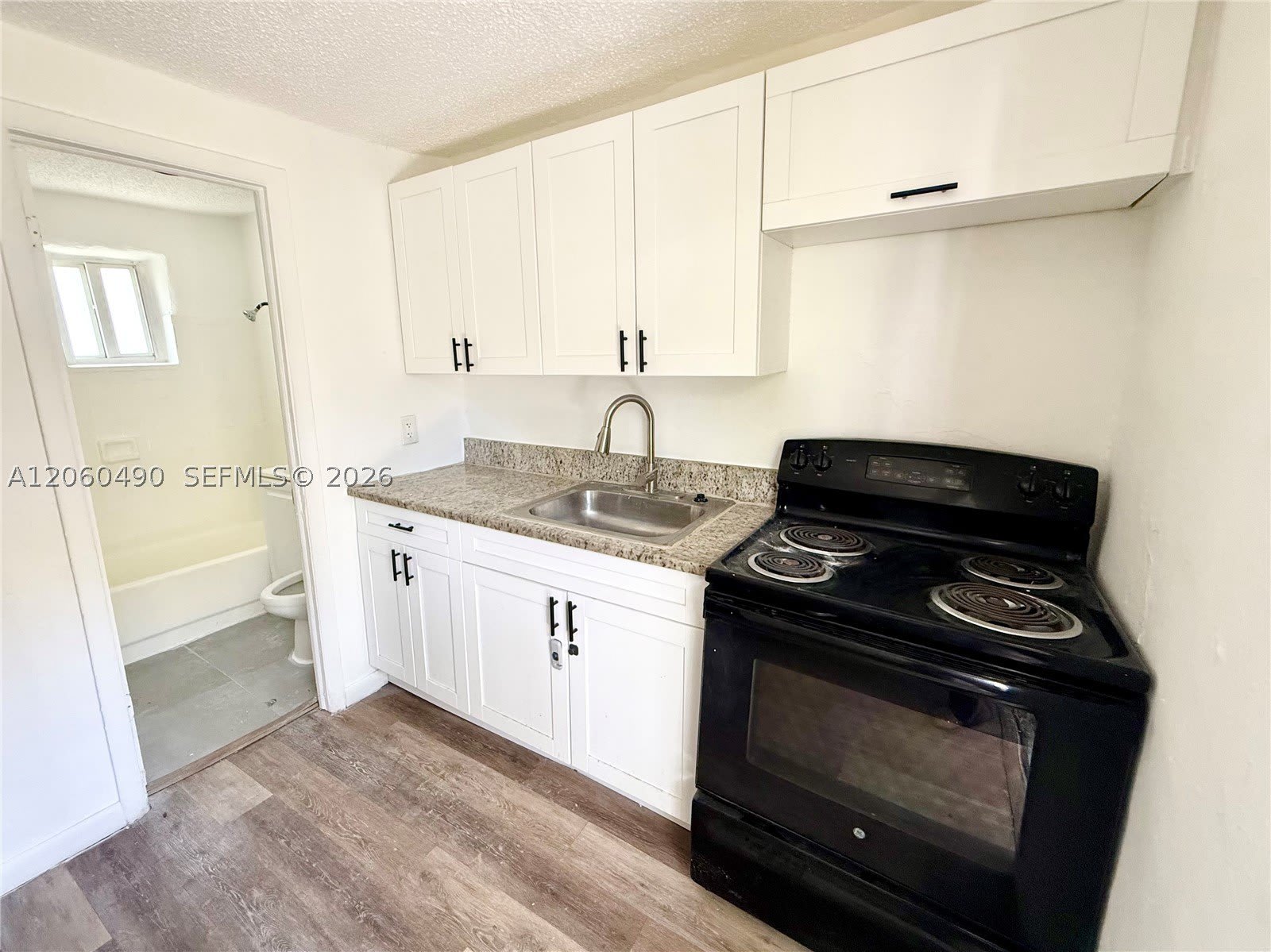 2160 Nw 29Th St – photo 3