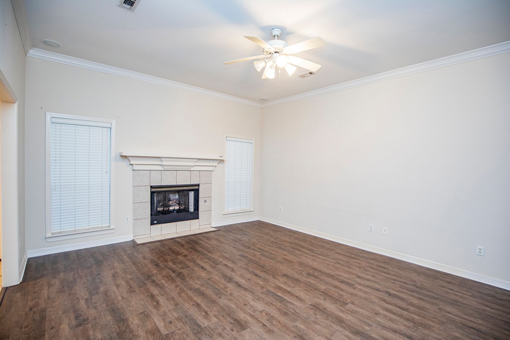***908 Cheyenne*** – photo 2