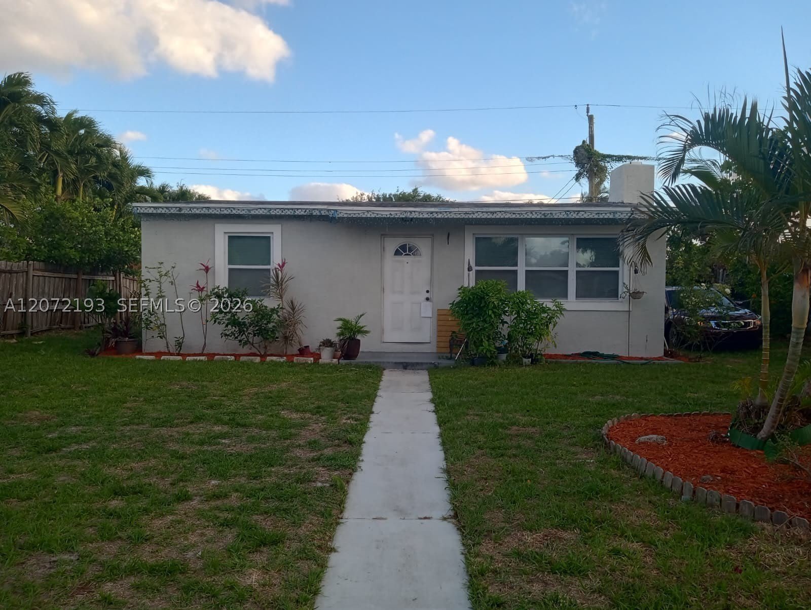 508 W Beech Rd – photo 1
