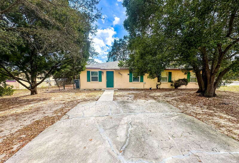 585 N Scenic Hwy – photo 1