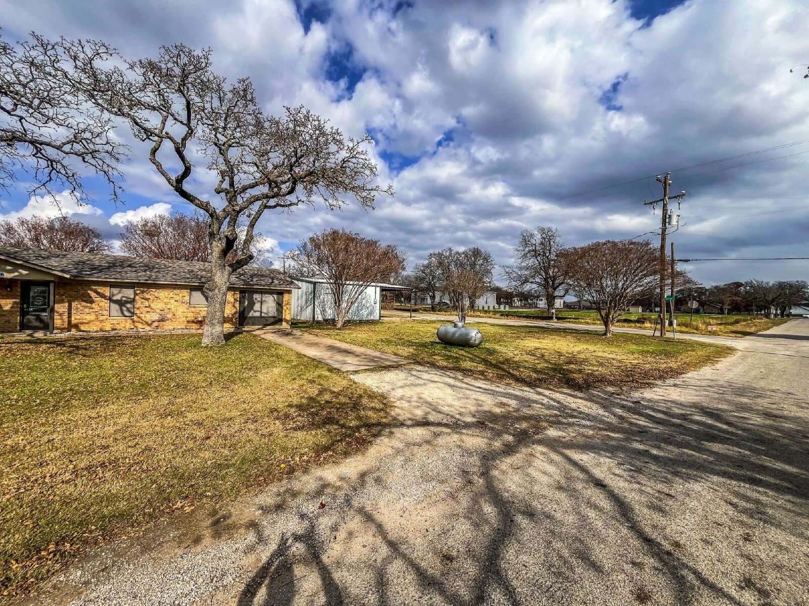 206 E 3rd Street – photo 3