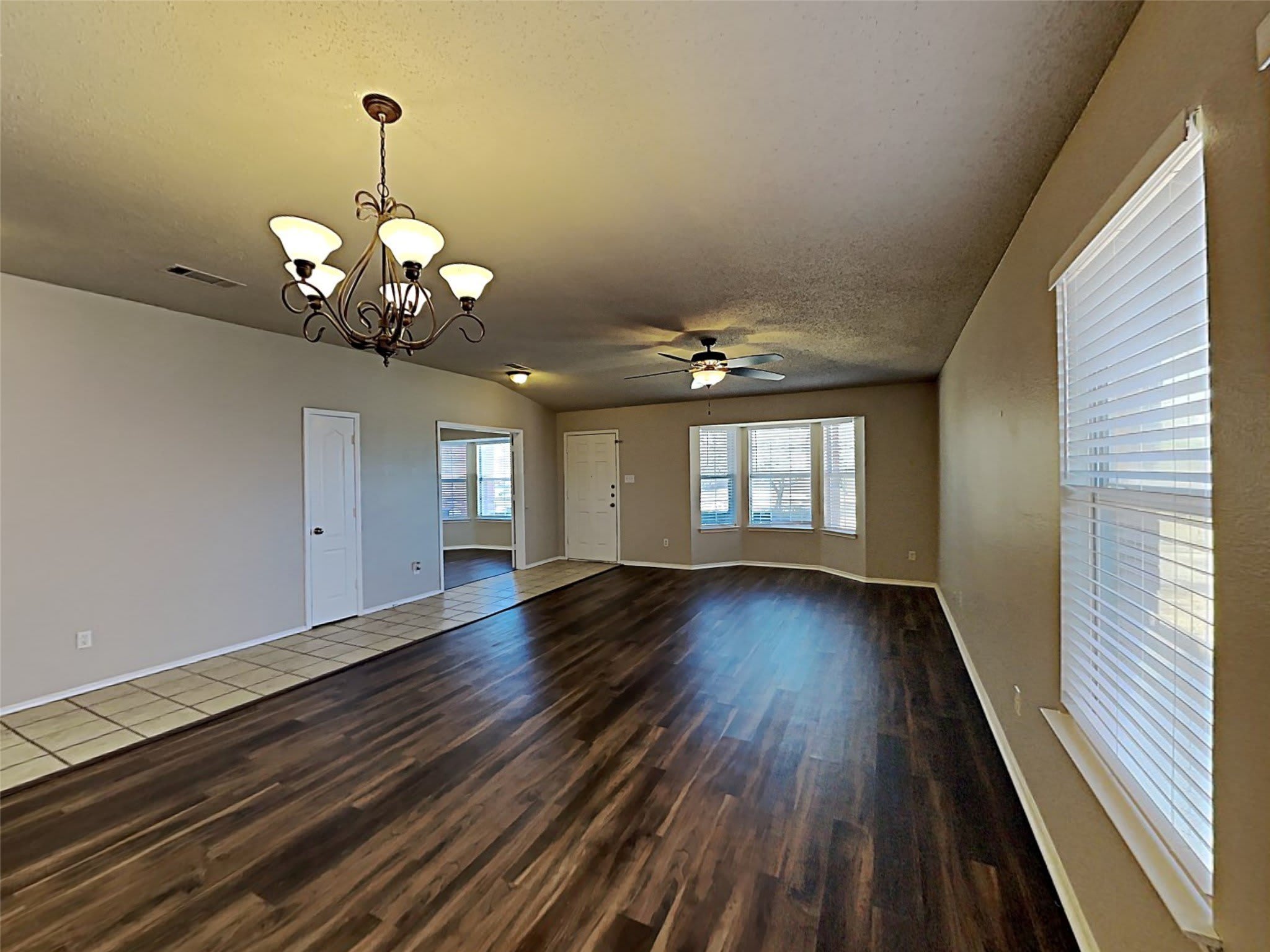 1210 Hampton Drive – photo 2