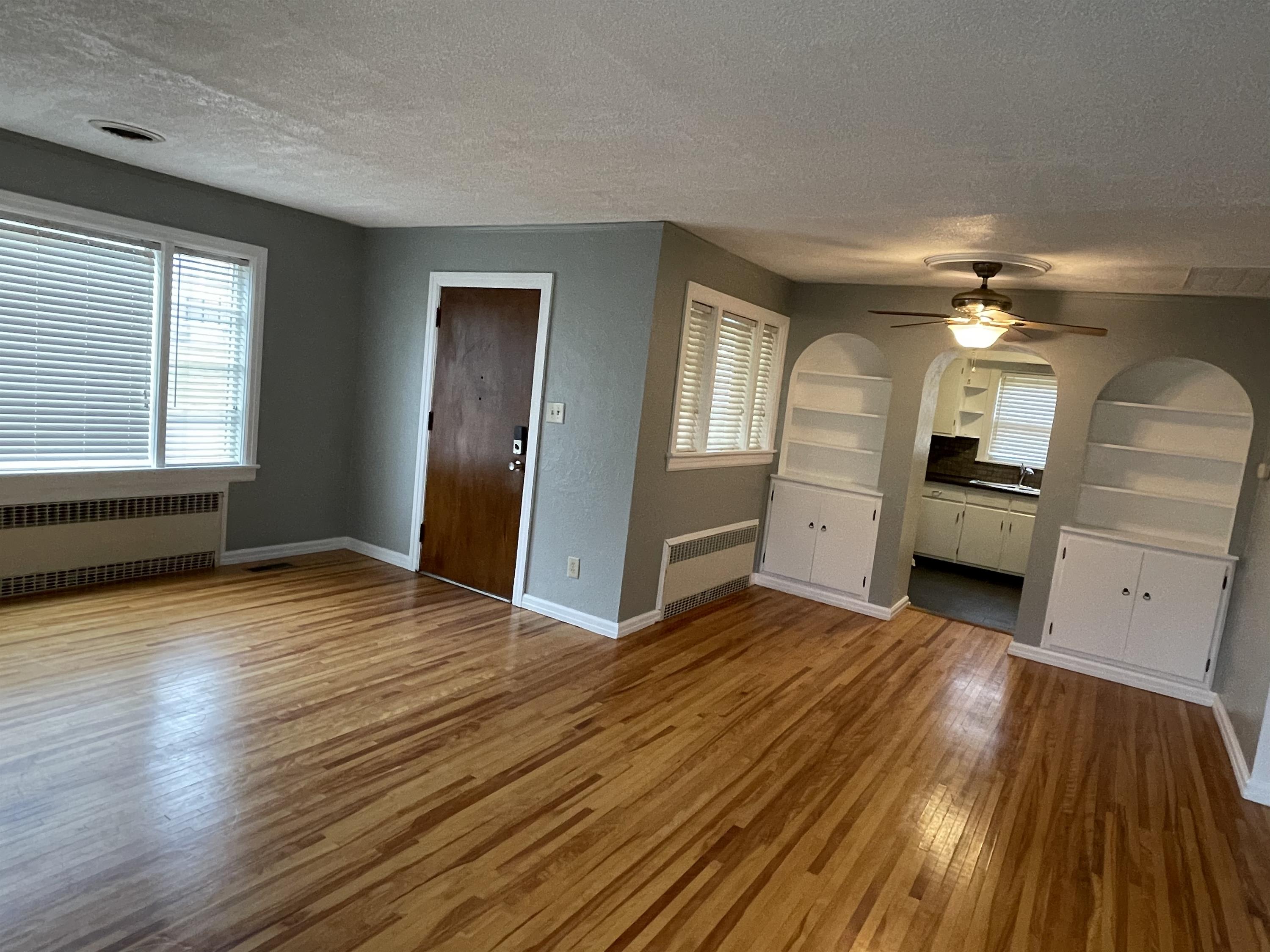 118 Northwestern Avenue – photo 4