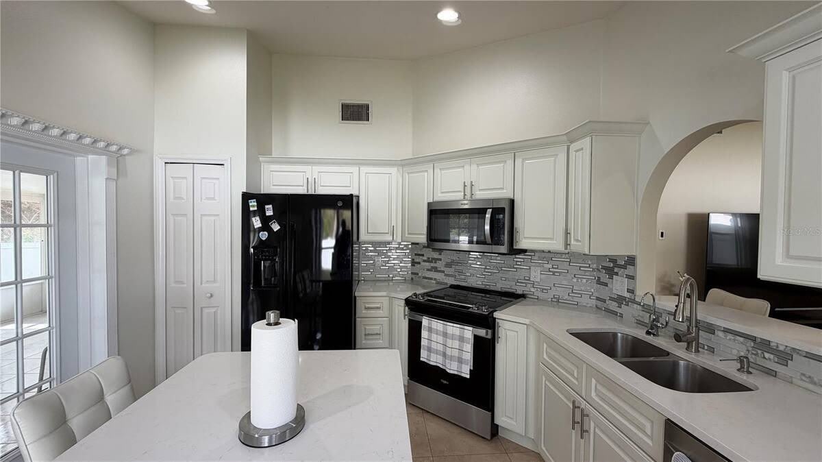 632 Dharma Circle – photo 5