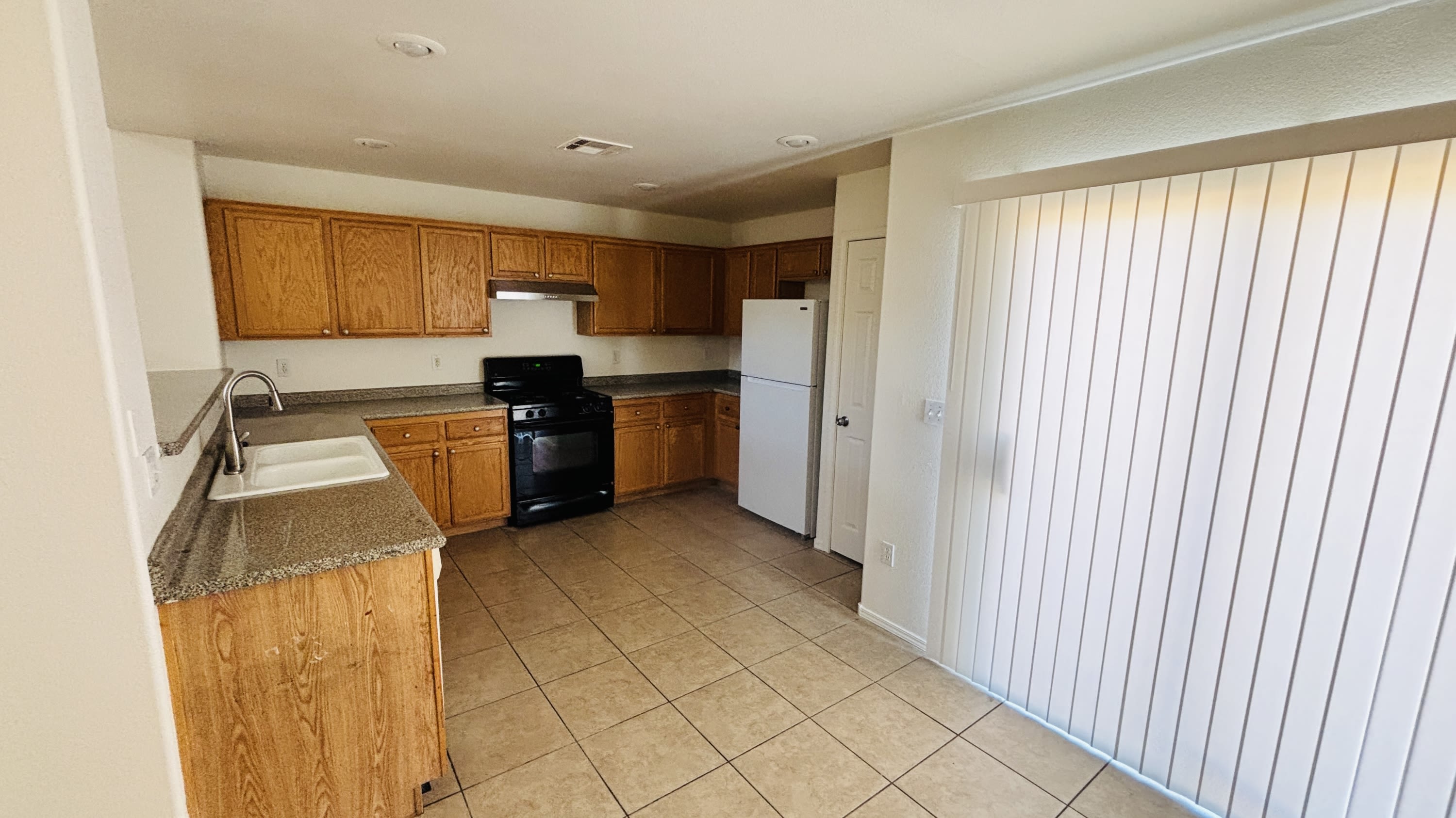 9380 Malaya Garnet Ct – photo 5