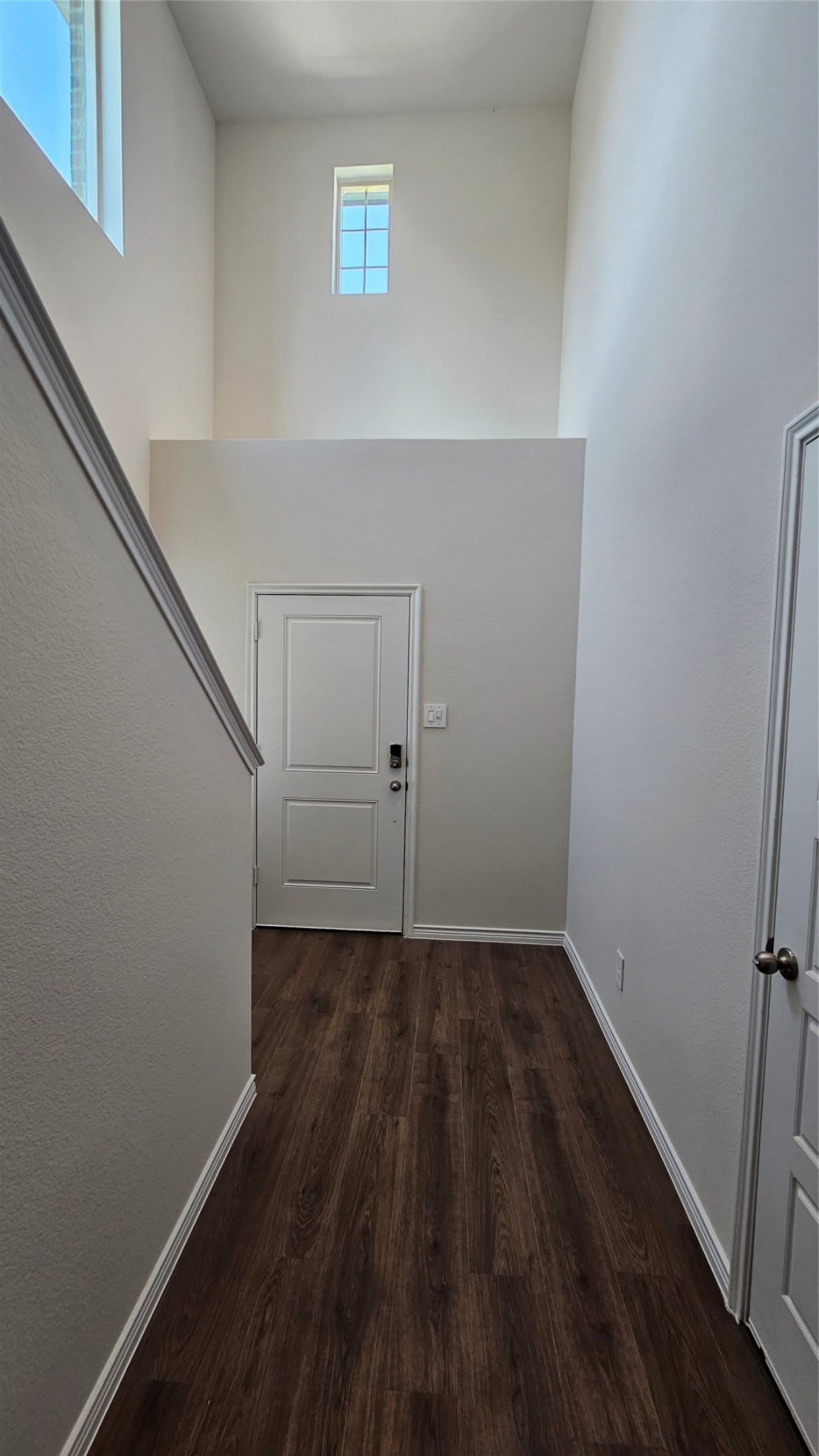 1928 Lostwood Drive – photo 2