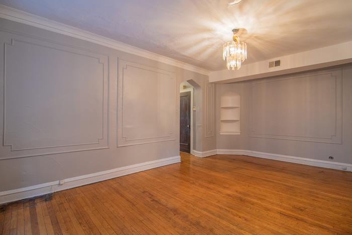7841 South Kingston Avenue – photo 4