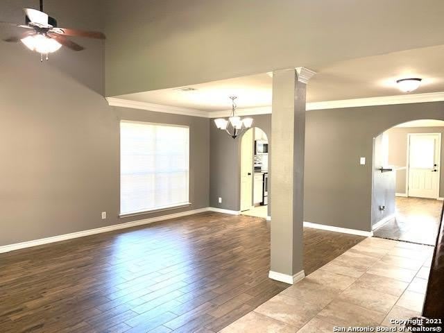 2546 Woodland Village Pl – photo 2