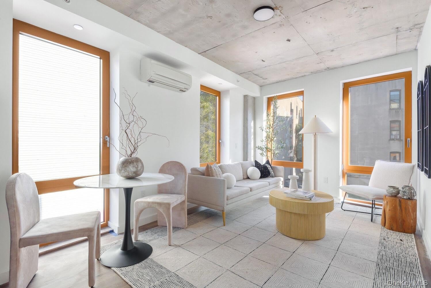 540 Graham Avenue – photo 2