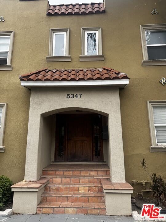 5347 Monroe St – photo 1