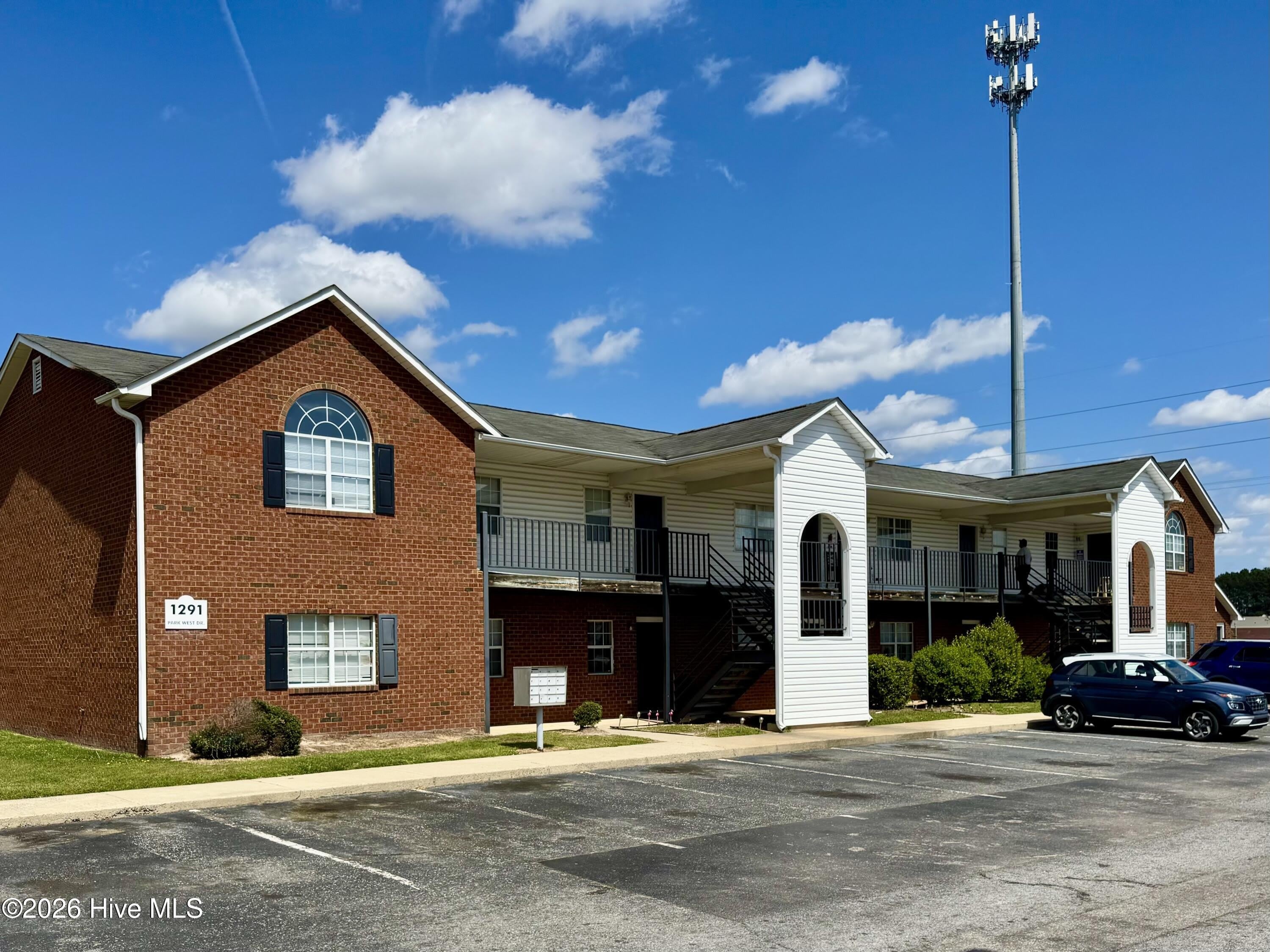 1291 Park W Drive – photo 1