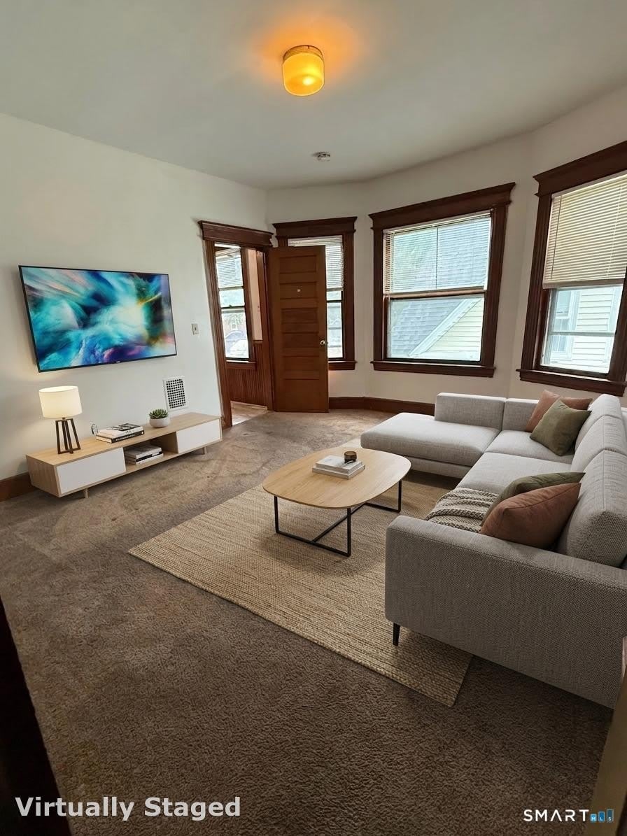 110 112 Pixlee Place – photo 1