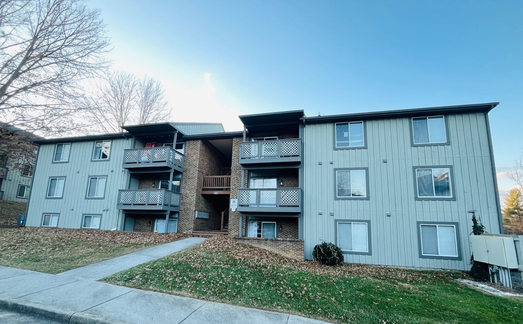 3 Bedroom 2 Bath Condo – photo 1