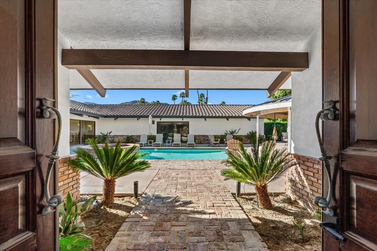 48731 San Vicente Street – photo 2