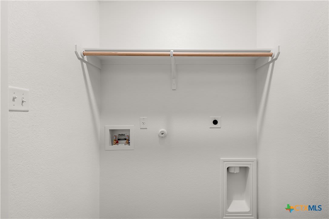 1226 Concord Drive – photo 5