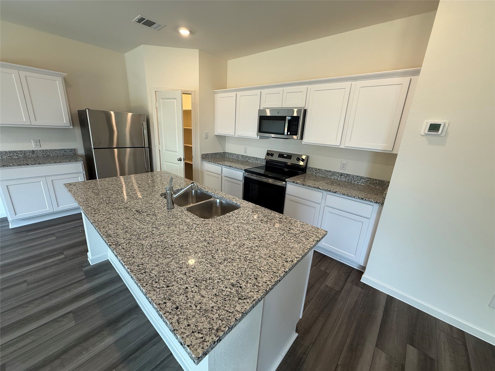 2201 Burnwood Street – photo 5