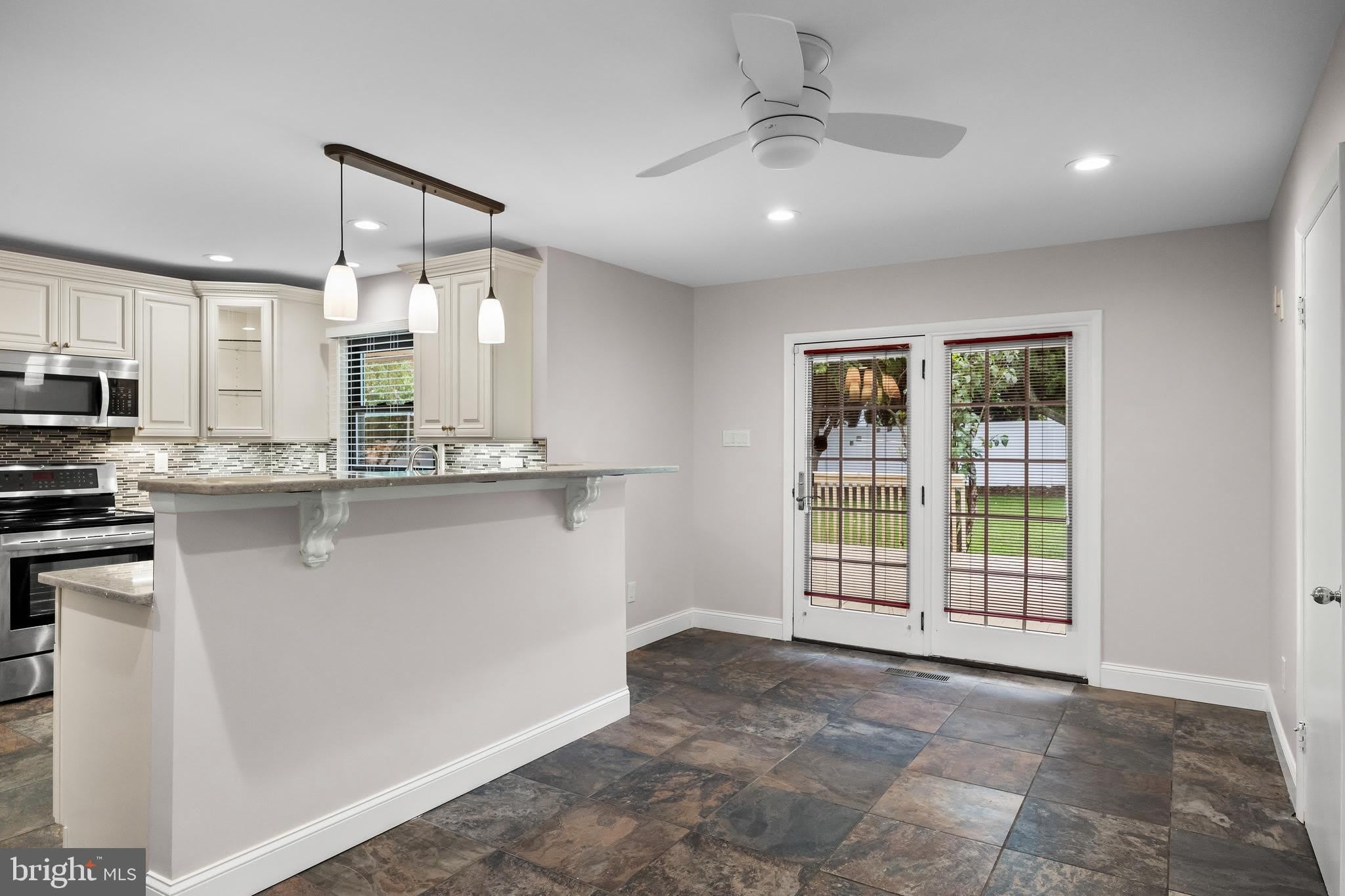 10 TRAYNOR Lane – photo 5