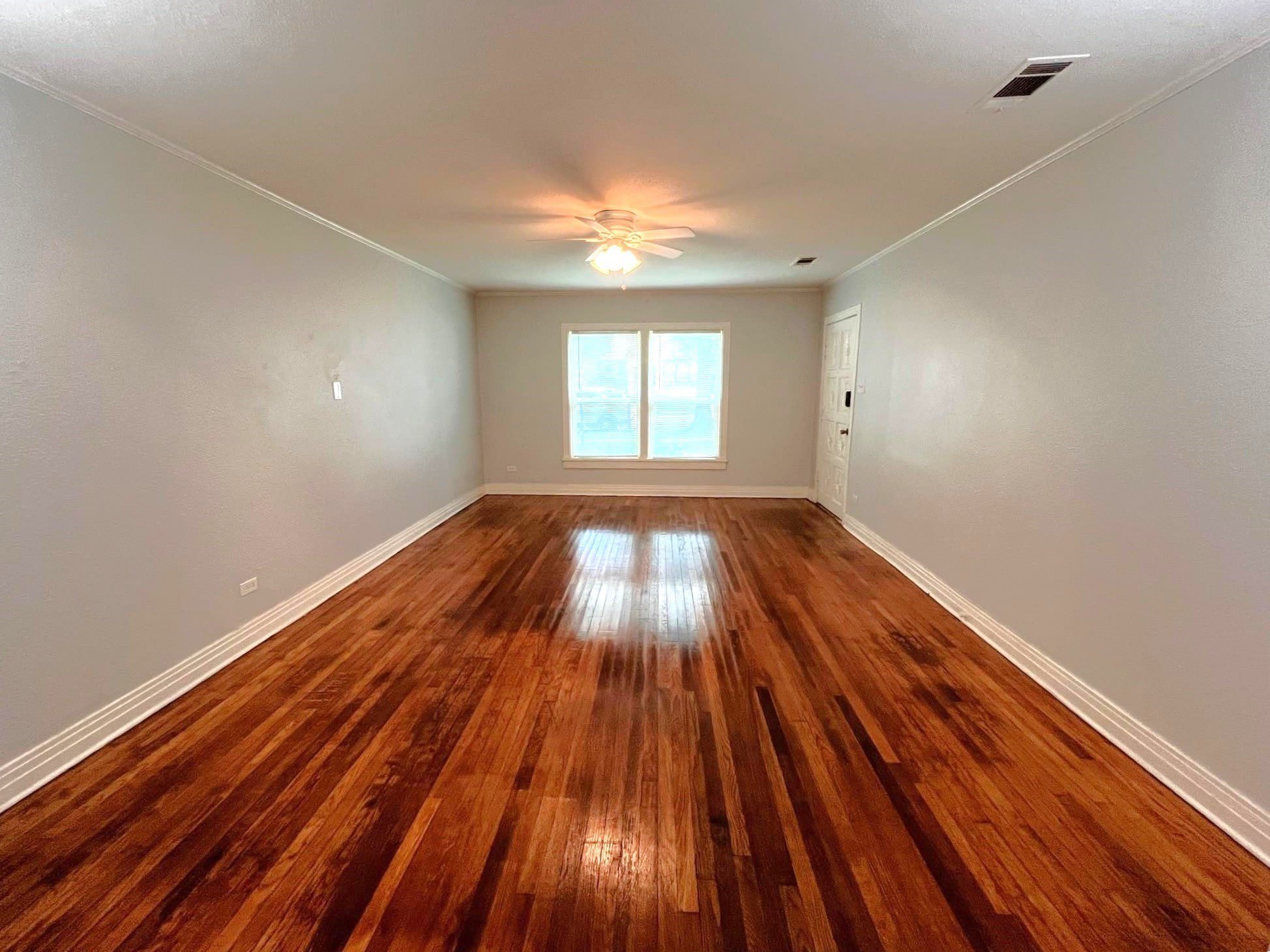 1322 W Bond Street – photo 4
