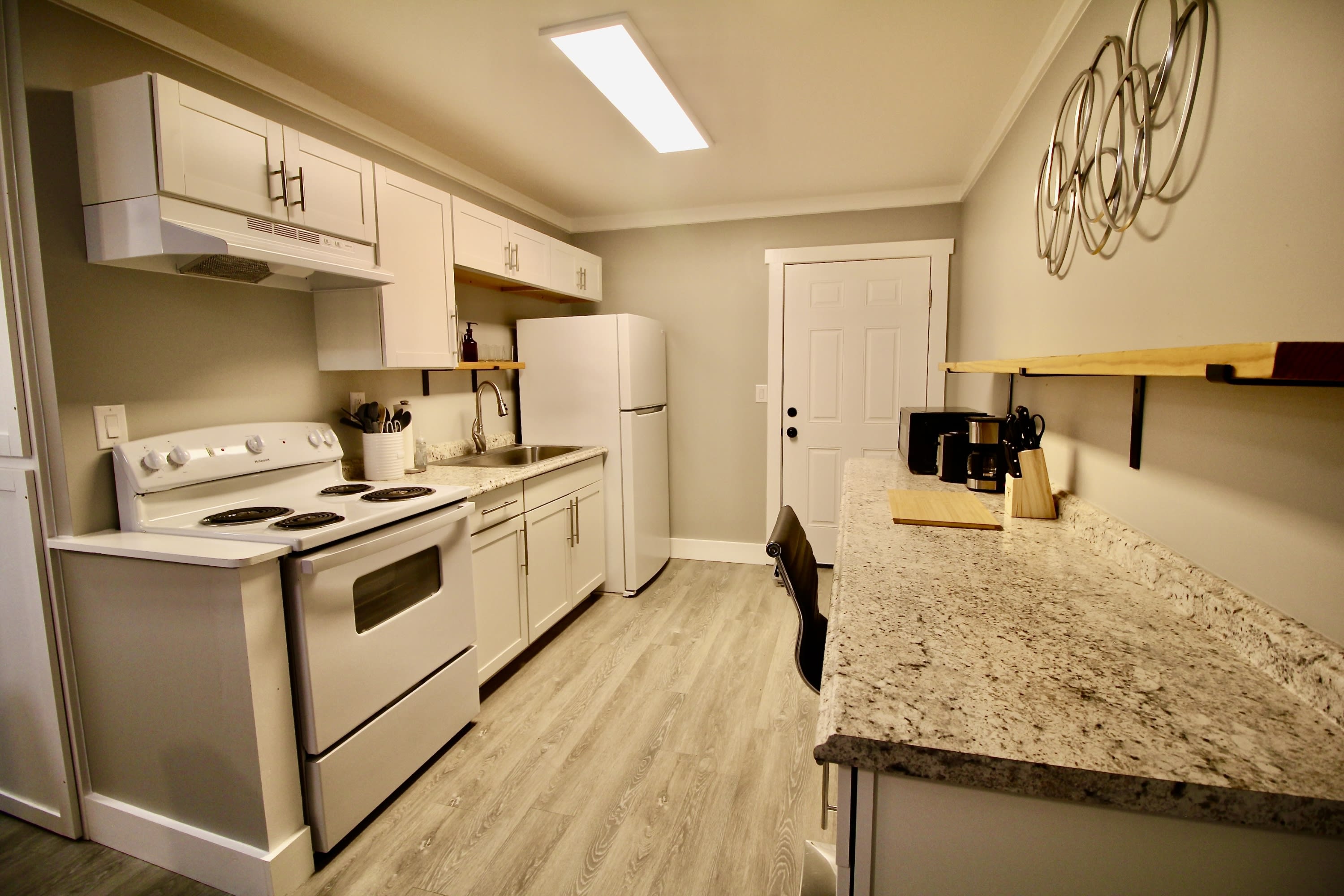 2900 Elmore Road Southwest – photo 2