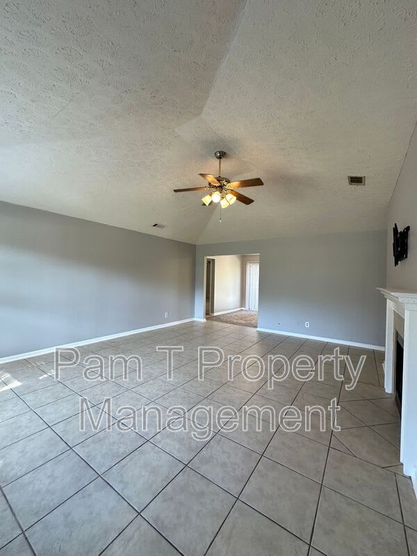 110 Gunpowder Dr – photo 2